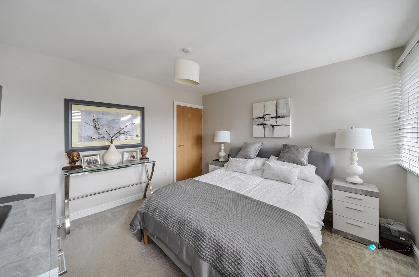 Manselfield Road, Murton, Swansea, SA3 3AG